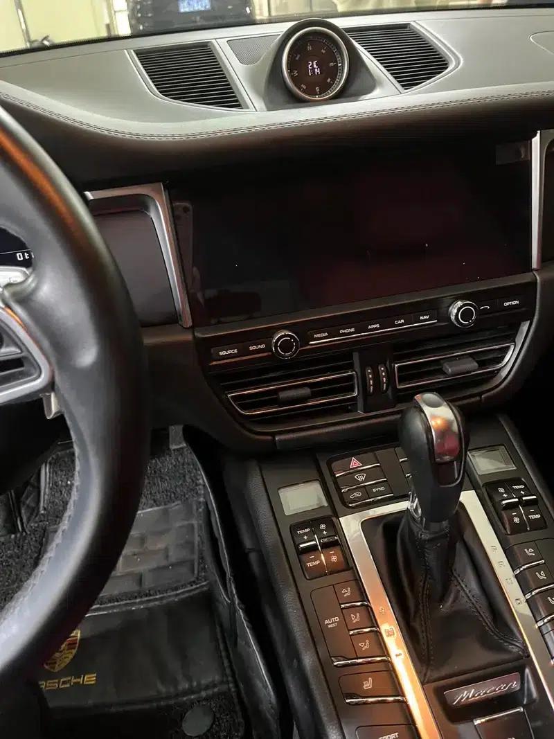 2019 Macan 2.0T Factory Custom Edition — миниатюра 8