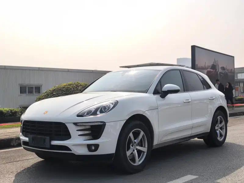 2016 Macan 2.0T — миниатюра 1