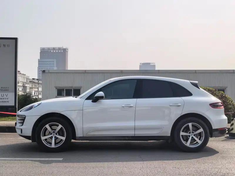 2016 Macan 2.0T — миниатюра 3