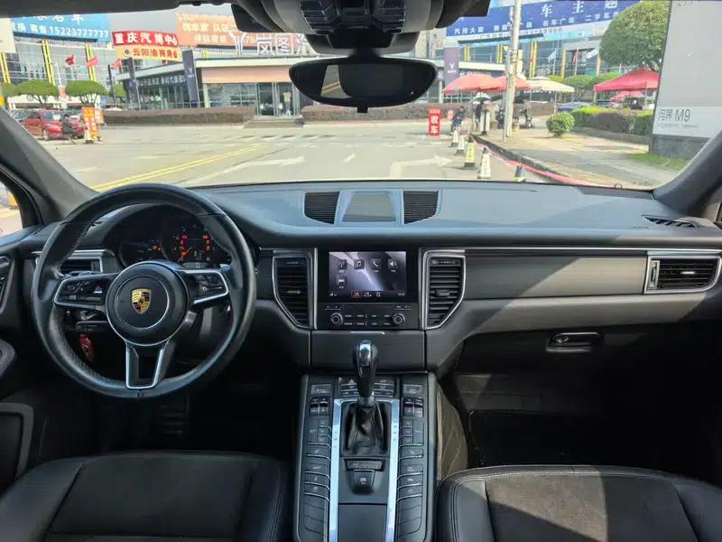 2016 Macan 2.0T — миниатюра 7
