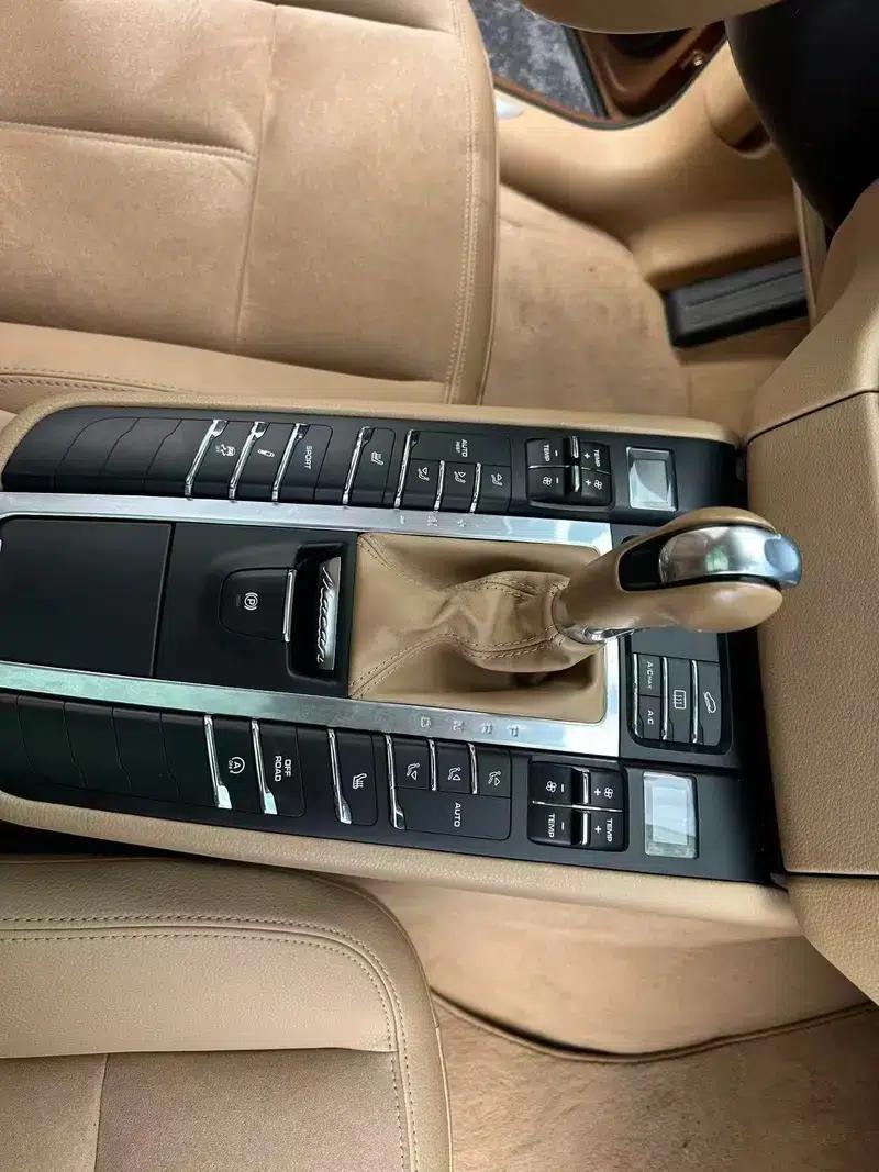 2014 Macan 2.0T — миниатюра 8