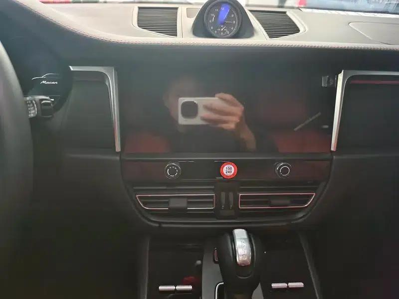 2023 Macan 2.0T — миниатюра 13