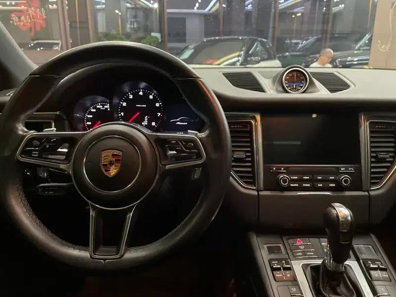 2017 Macan 2.0T — миниатюра 20