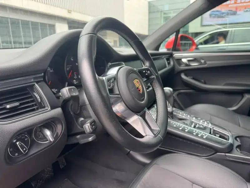2017 Macan 2.0T — миниатюра 12