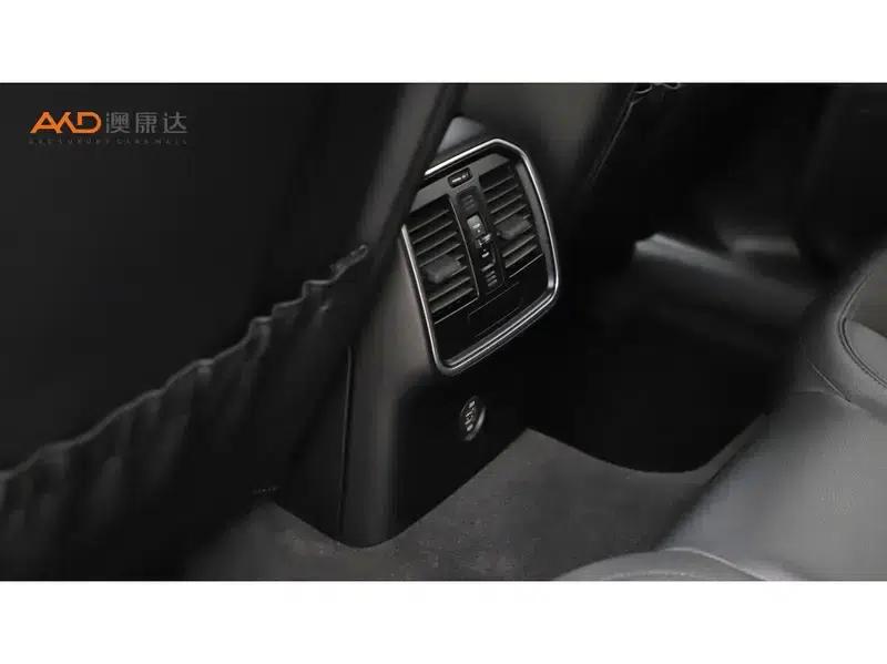 2019 Macan 2.0T Factory Custom Edition — миниатюра 5
