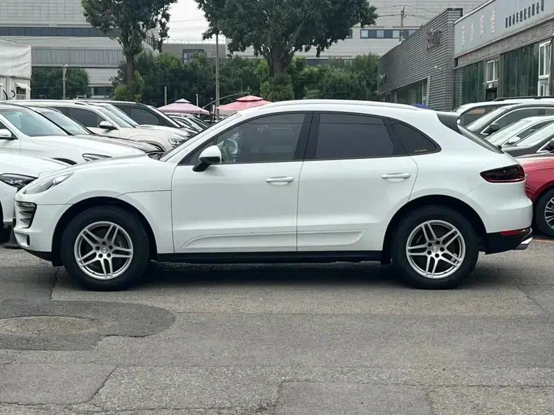 2017 Macan 2.0T — миниатюра 4