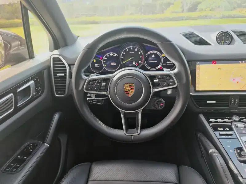 Cayenne E-Hybrid 2021 Cayenne E-Hybrid 2.0T — миниатюра 12