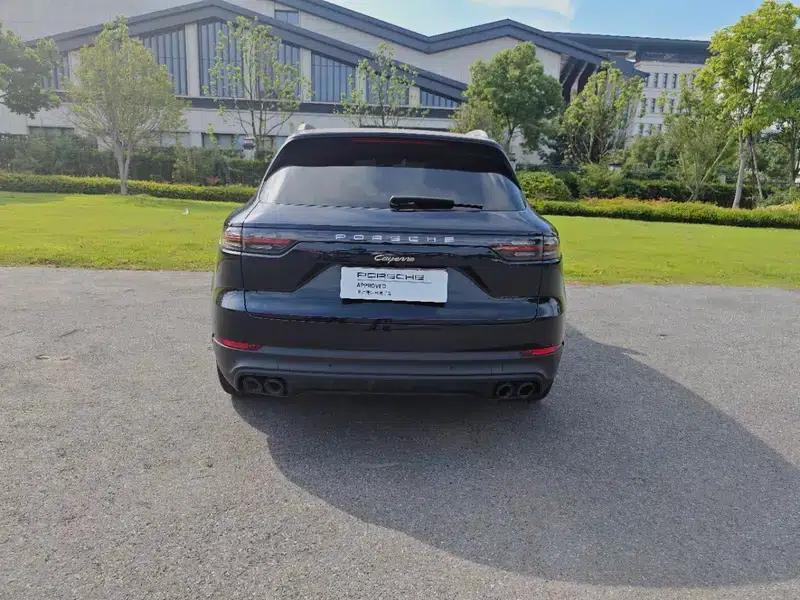 Cayenne E-Hybrid 2021 Cayenne E-Hybrid 2.0T — миниатюра 6