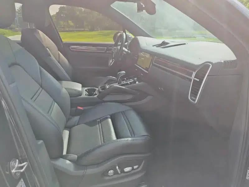Cayenne E-Hybrid 2021 Cayenne E-Hybrid 2.0T — миниатюра 10