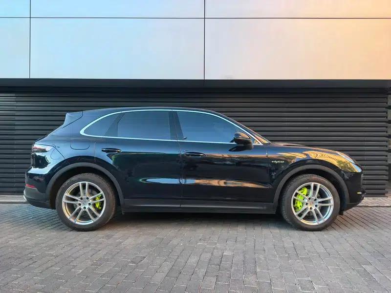 Cayenne E-Hybrid 2021 Cayenne E-Hybrid 2.0T — миниатюра 6