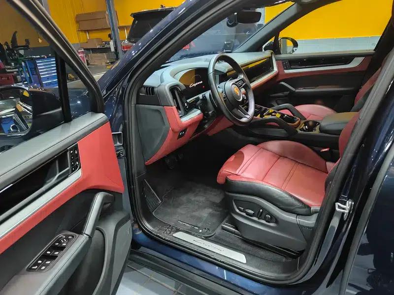 Cayenne E-Hybrid 2024 Cayenne E-Hybrid 2.0T — миниатюра 32