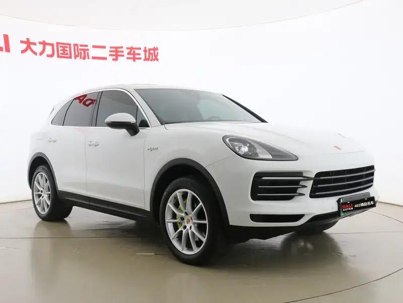 Cayenne E-Hybrid 2021 Cayenne E-Hybrid 2.0T — миниатюра 3