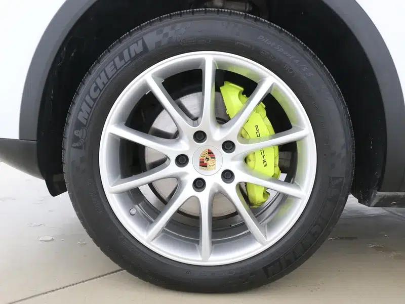 Cayenne E-Hybrid 2021 Cayenne E-Hybrid 2.0T — миниатюра 8