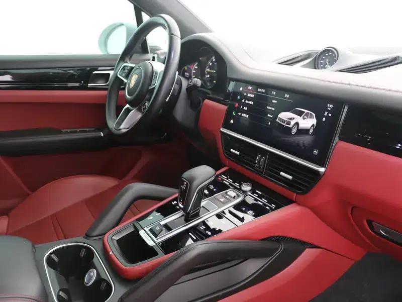 Cayenne E-Hybrid 2021 Cayenne E-Hybrid 2.0T — миниатюра 9