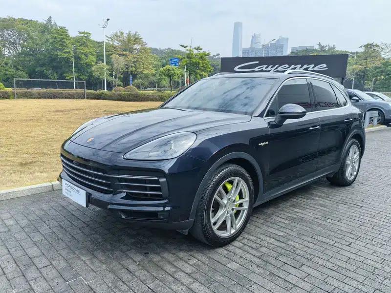 Cayenne E-Hybrid 2021 Cayenne E-Hybrid 2.0T — миниатюра 1