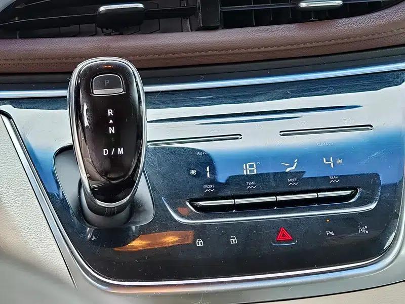 Buick GL8 2020 Land Business Class 652T Premium — миниатюра 11
