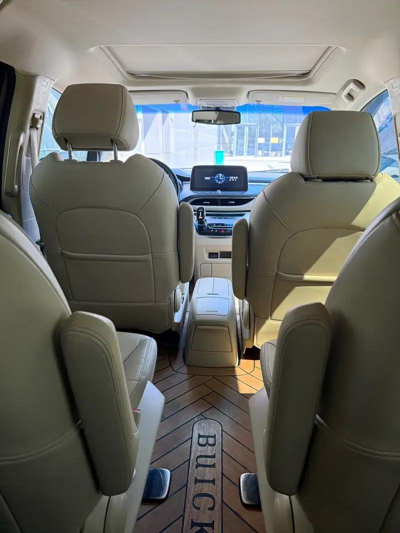 Buick GL8 2023 Land Business Class 2.0T Luxury Edition — миниатюра 9