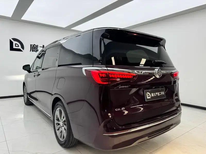 Buick GL8 2022 Facelift Avenir 2.0T Six-Seat Luxury Edition — миниатюра 4