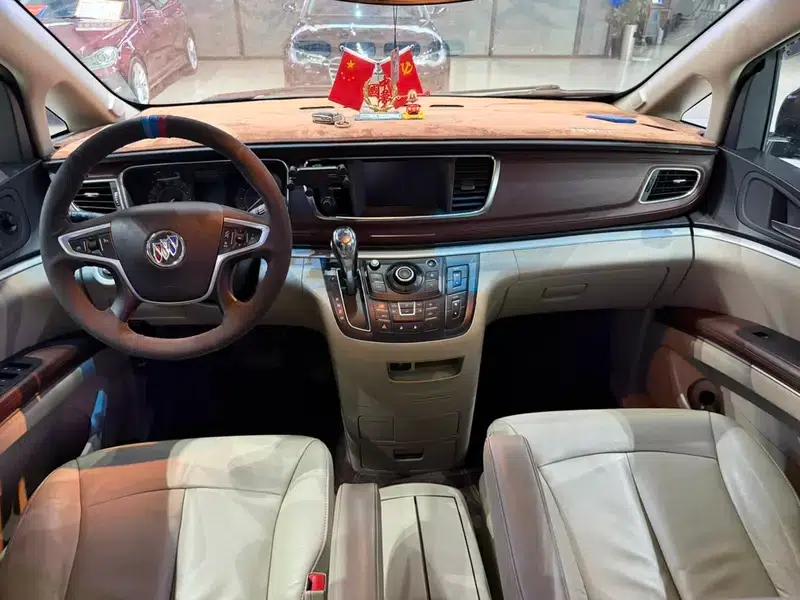 Buick GL8 2017 25S Luxury Edition (National V Emission Standard) — миниатюра 9