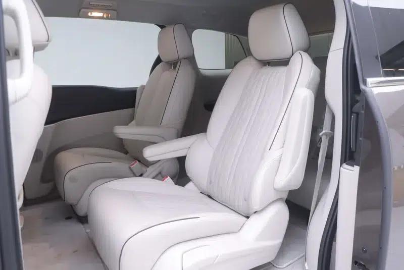 Buick GL8 2022 Land Business Class 652T Luxury — миниатюра 17