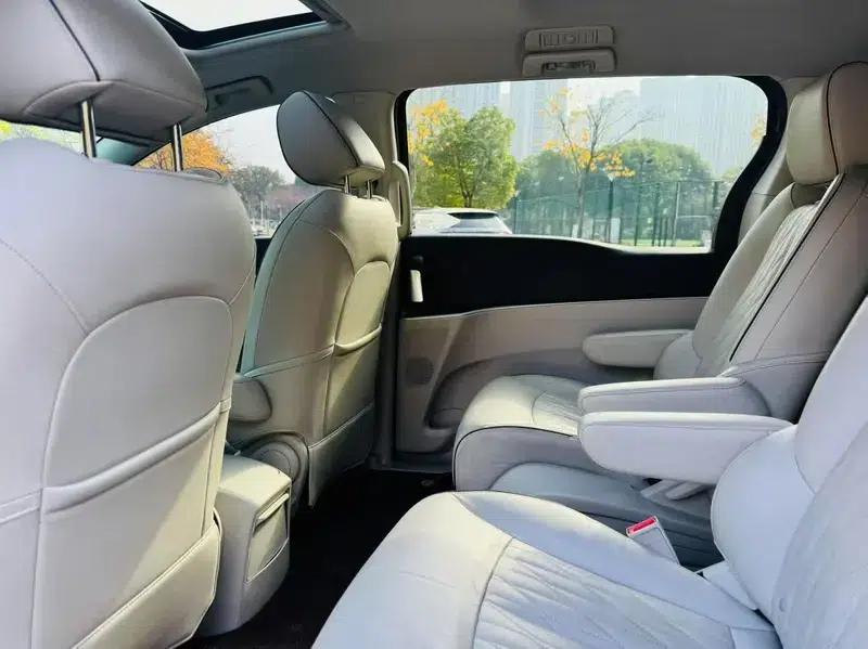 Buick GL8 2021 Facelift Land Business Class 652T Luxury Model — миниатюра 8