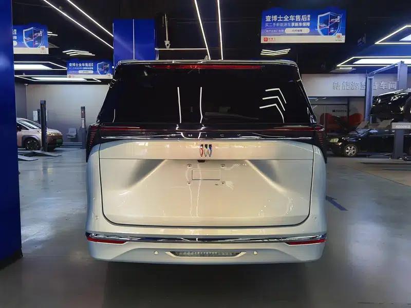 Buick GL8 2025 Luxury 2.0T Smart Enjoyment Edition — миниатюра 5