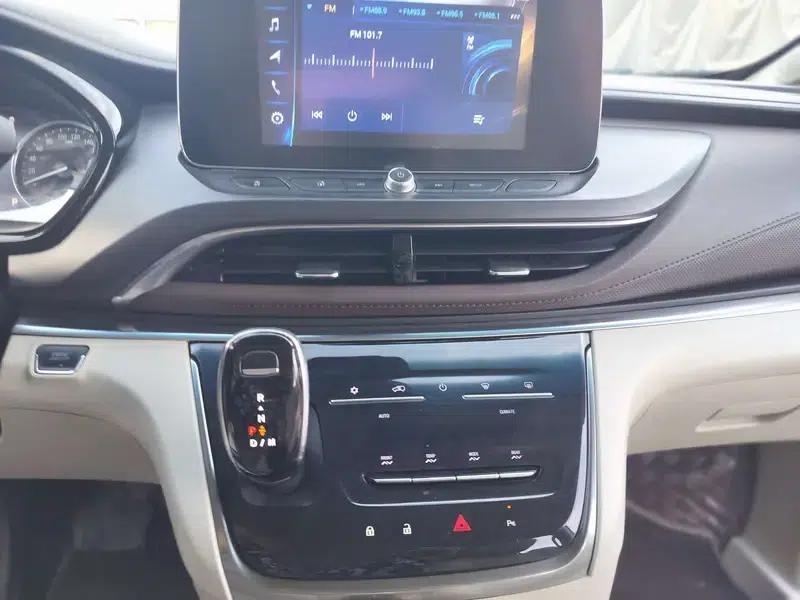 Buick GL8 2021 Land Business Class 652T Comfort — миниатюра 8