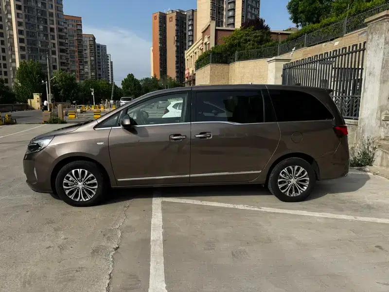 Buick GL8 2022 Land Business Class 652T Luxury — миниатюра 4