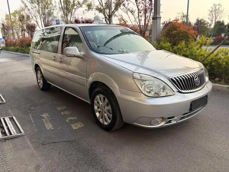 Buick GL8 2012 2.4L BASE Comfort Edition — миниатюра 3