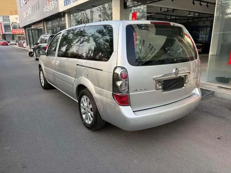 Buick GL8 2012 2.4L BASE Comfort Edition — миниатюра 4