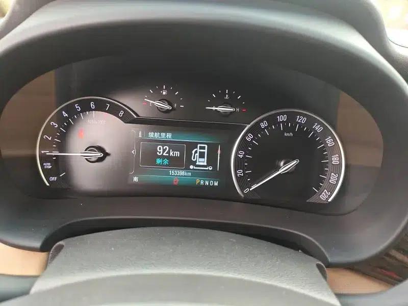 Buick GL8 2017 ES 28T Comfort Model (National V Emission Standard) — миниатюра 8