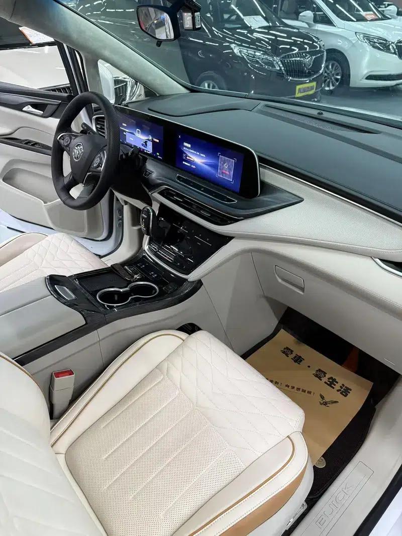 Buick GL8 2023 ES Avantgarde 2.0T Comfort — миниатюра 8