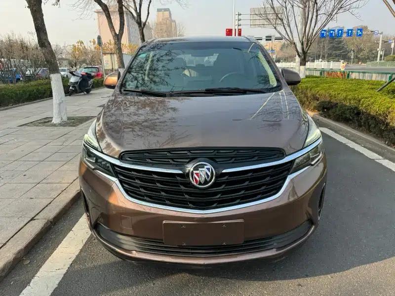 Buick GL8 2020 Land Business Class 652T Comfort — миниатюра 2