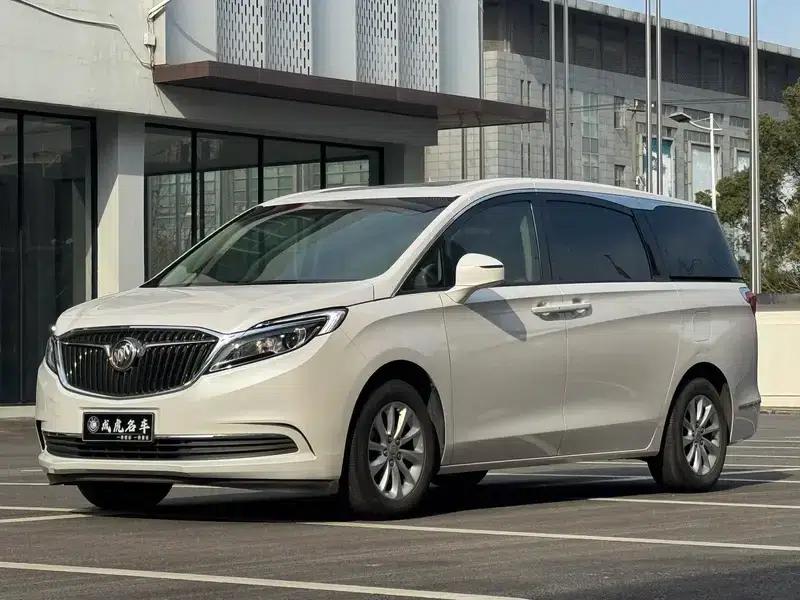 Buick GL8 2017 ES 28T Comfort Model (National V Emission Standard) — миниатюра 1