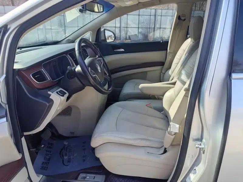 Buick GL8 2017 25S Luxury Edition (National V Emission Standard) — миниатюра 9
