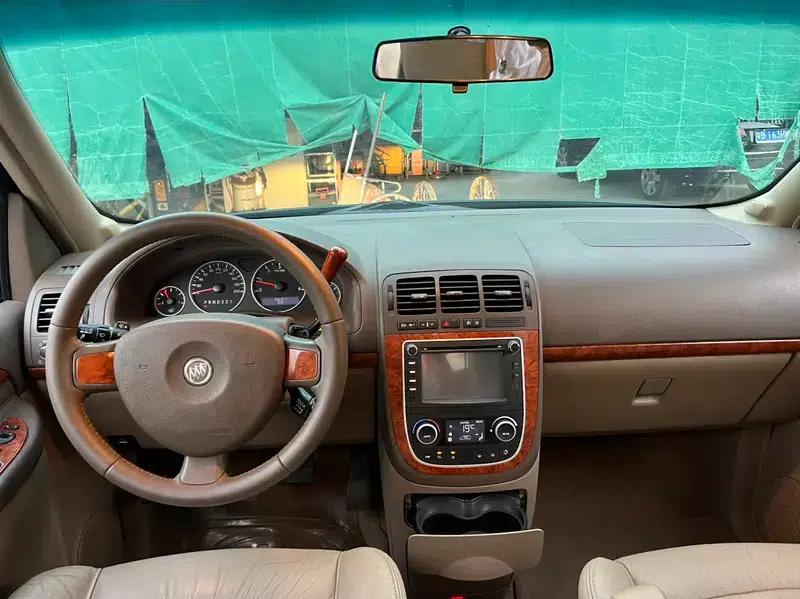 Buick GL8 2008 Avenir 3.0 Automatic CT 7-Seat Comfort Edition — миниатюра 11
