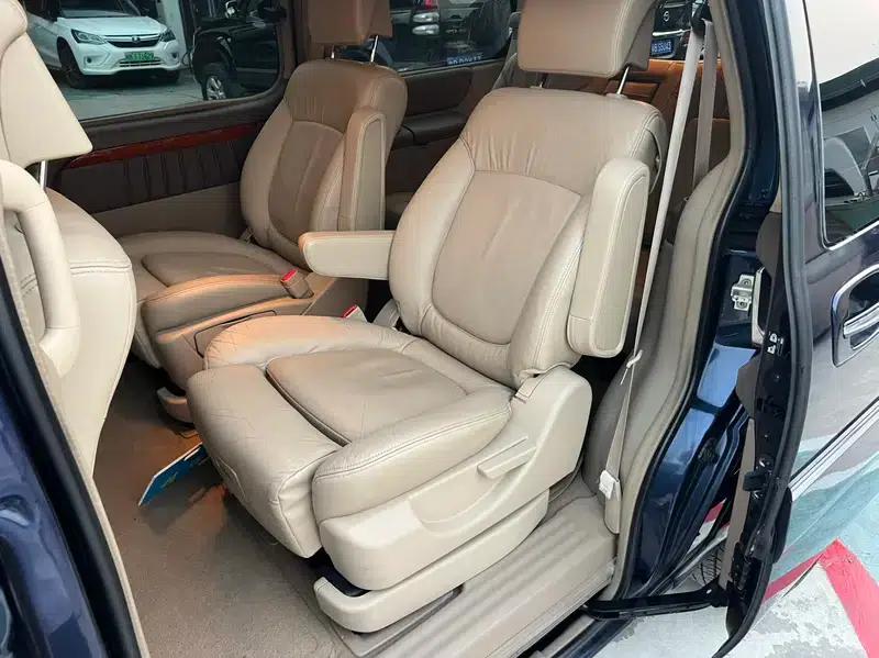 Buick GL8 2008 Avenir 3.0 Automatic CT 7-Seat Comfort Edition — миниатюра 14