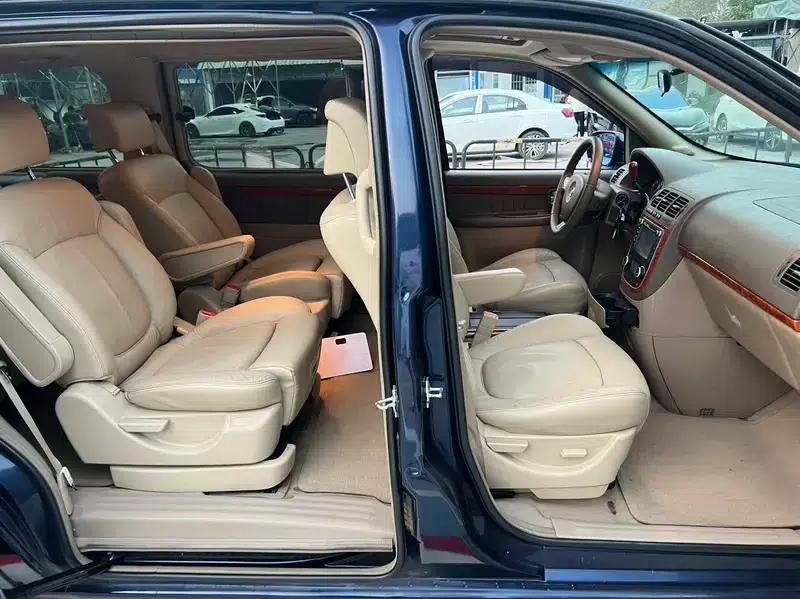 Buick GL8 2008 Avenir 3.0 Automatic CT 7-Seat Comfort Edition — миниатюра 10