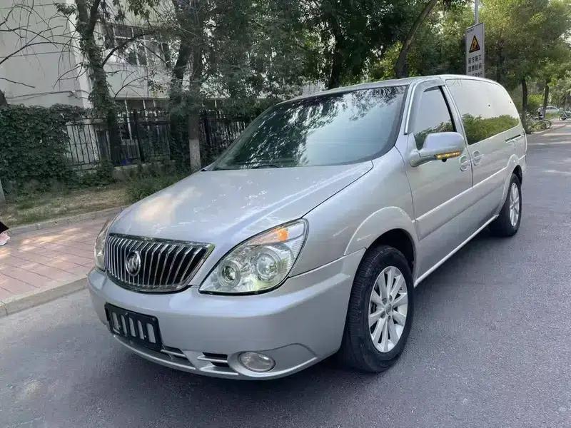 Buick GL8 2013 2.4L CT Luxury Business Comfort Edition — миниатюра 1