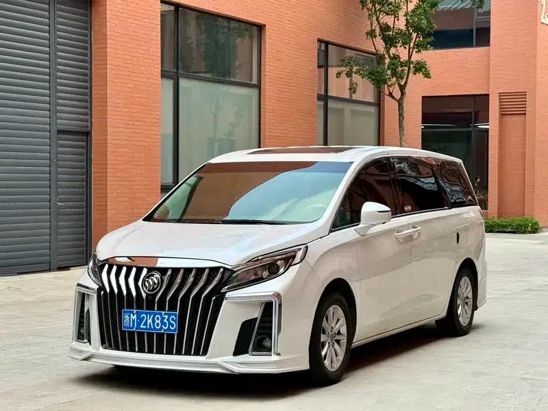 Buick GL8 2018 ES 28T Comfort Model (China VI Emission Standard) — миниатюра 1