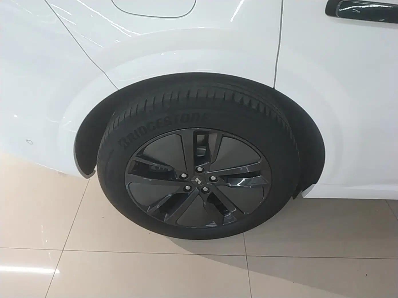 Li Auto L6 2024 Pro Model — миниатюра 11