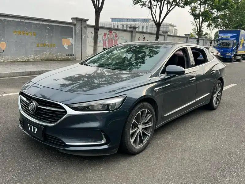 Buick LaCrosse 2019 28T Luxury Edition — миниатюра 1