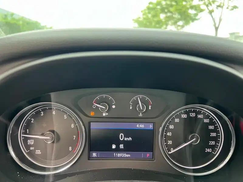 Buick LaCrosse 2019 28T Luxury Edition — миниатюра 13
