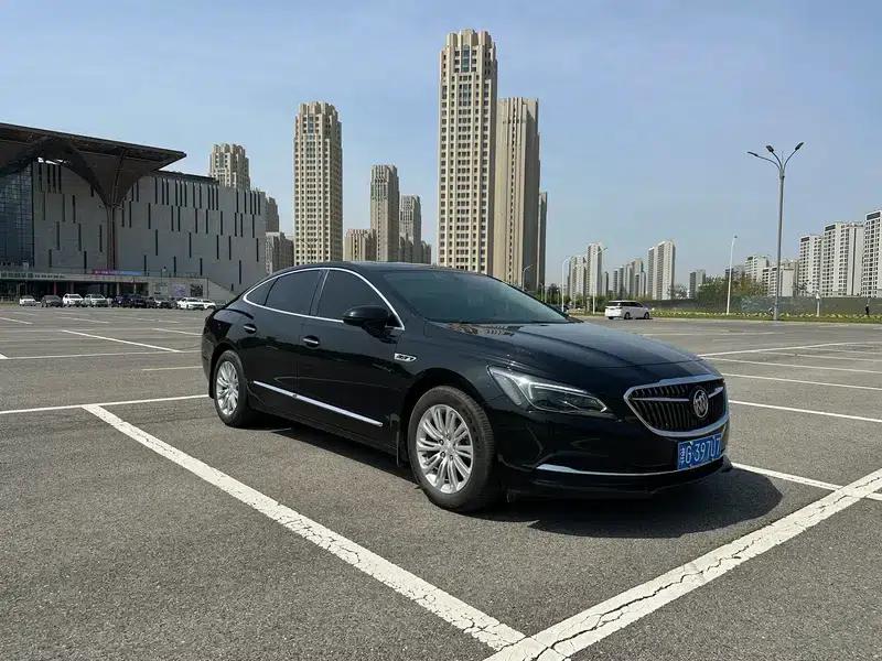 Buick LaCrosse 2018 20T Elite — миниатюра 3