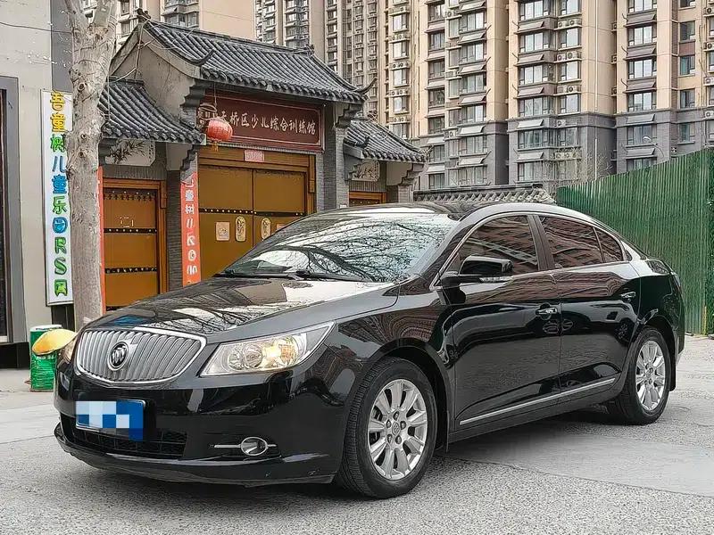 Buick LaCrosse 2012 2.4L SIDI Elegant Edition — миниатюра 1
