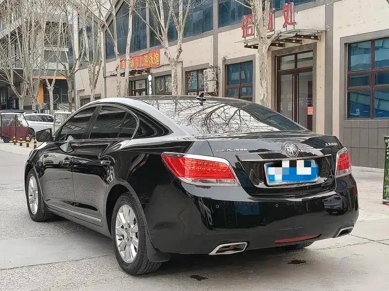 Buick LaCrosse 2012 2.4L SIDI Elegant Edition — миниатюра 4