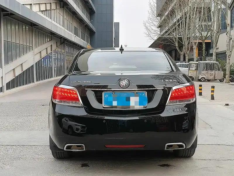 Buick LaCrosse 2012 2.4L SIDI Elegant Edition — миниатюра 5