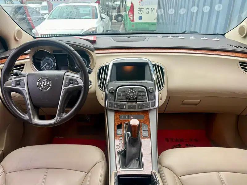 Buick LaCrosse 2012 2.4L SIDI Elegant Edition — миниатюра 7