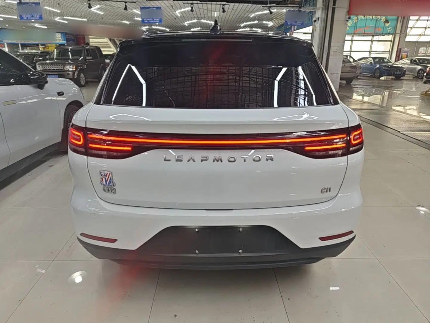 Leapmotor C11 2023 Pure Electric 500 Smart Edition — миниатюра 5