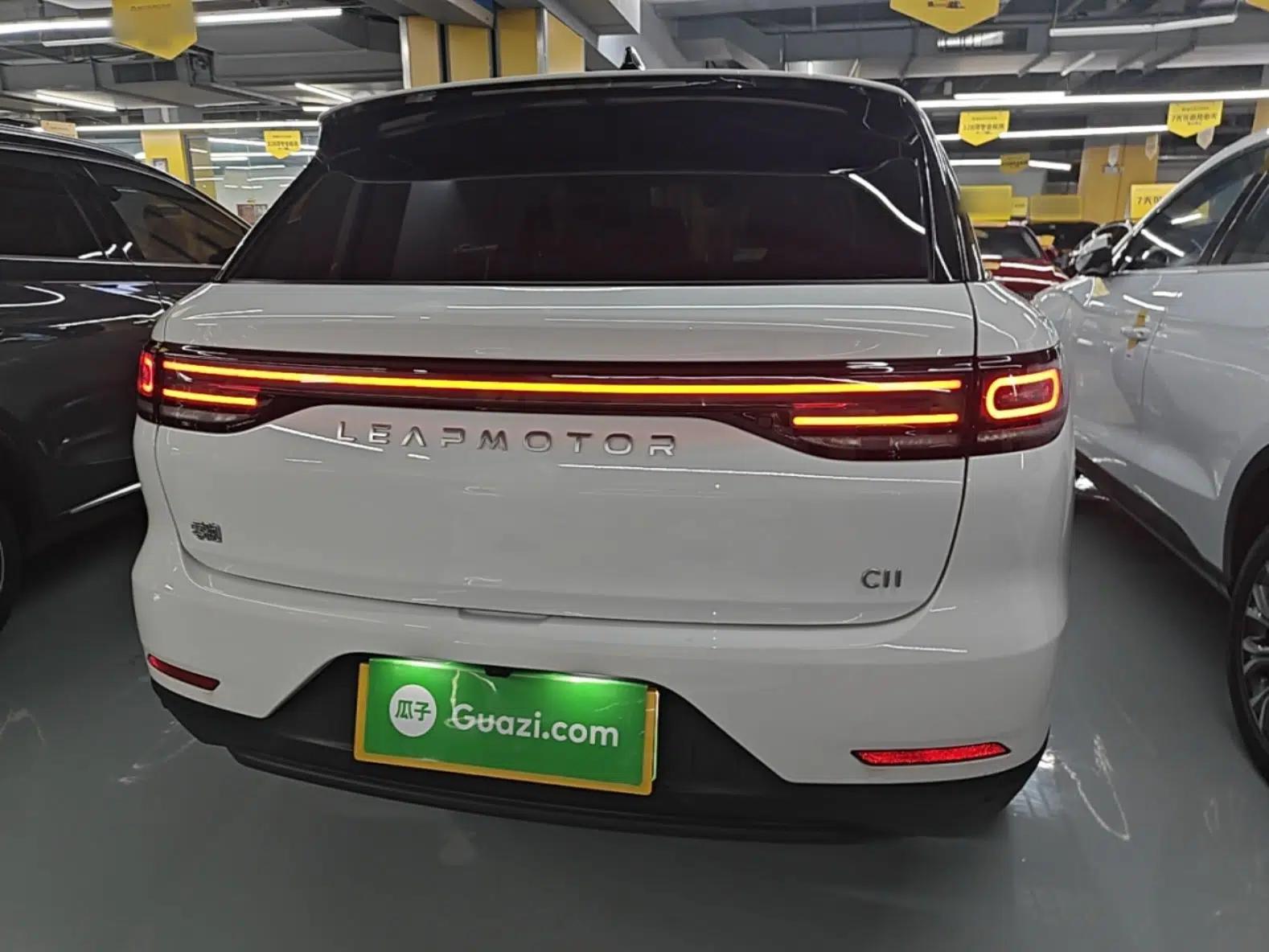 Leapmotor C11 2023 Range-Extended 200 Comfort Edition — миниатюра 5